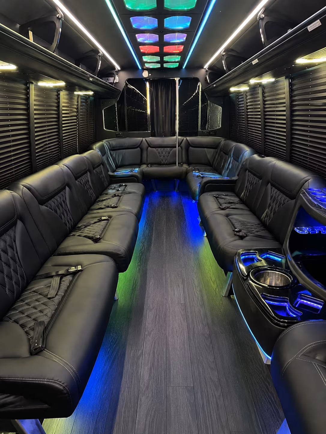 leominster 20 passenger party bus interior