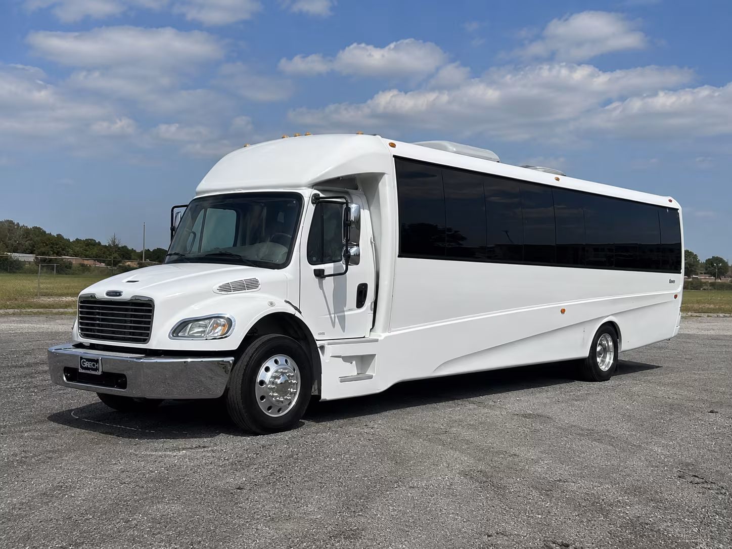 leominster 50 passenger party bus