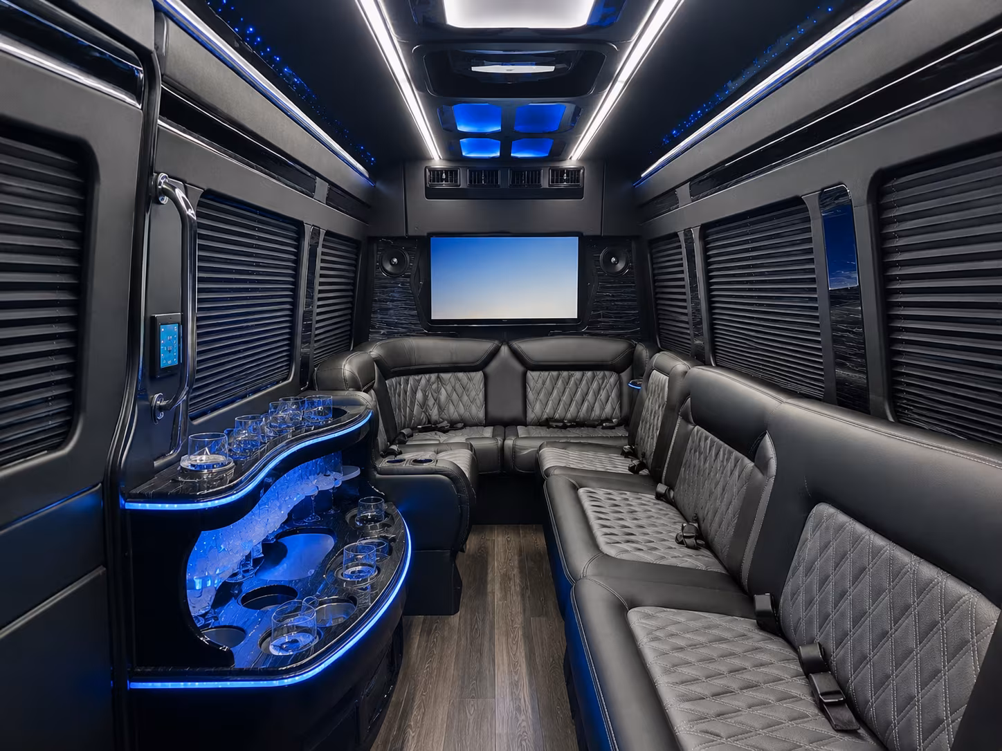 leominstercharterbuscompany com makes it easy to compare prom transportation from leominster to any venue